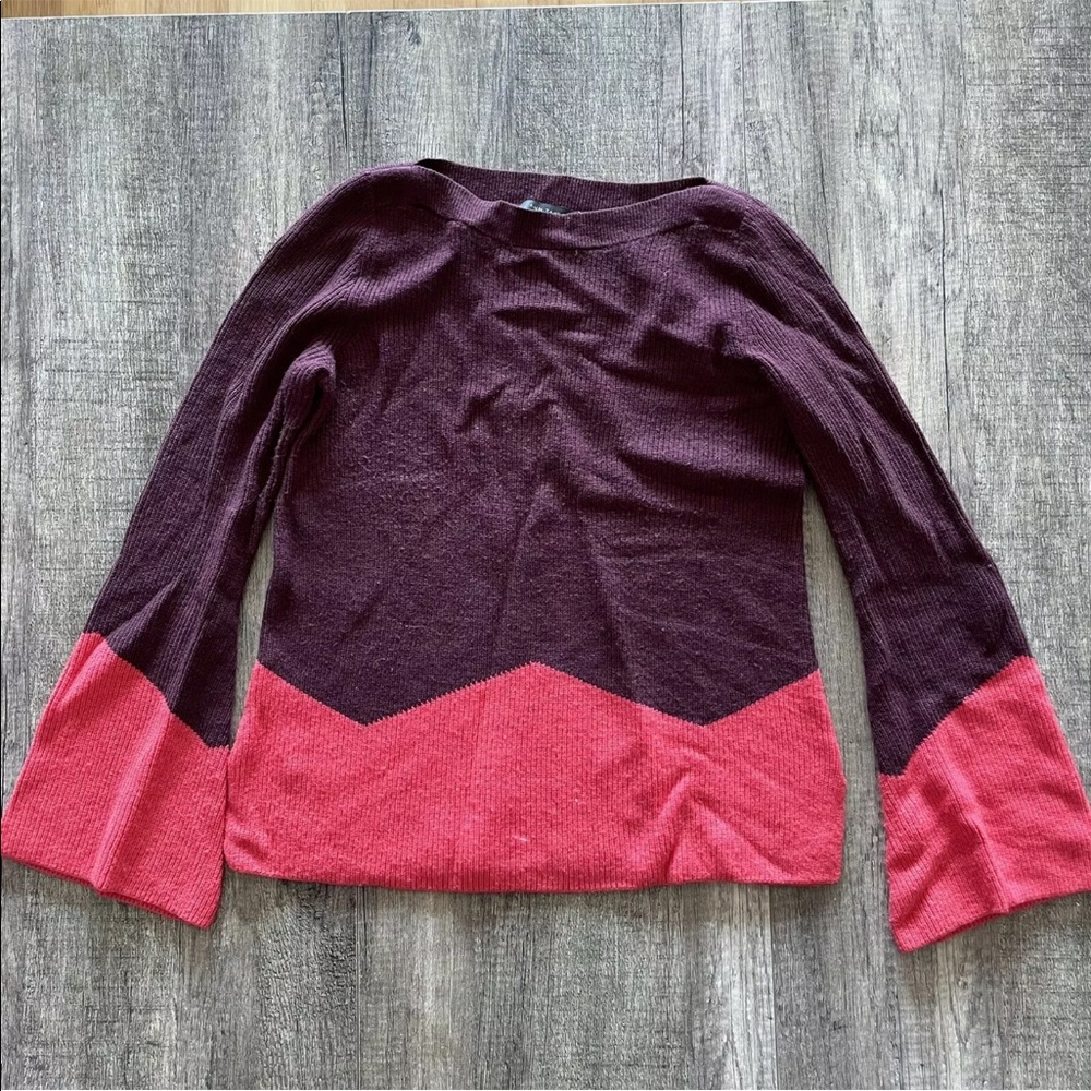 Ann Taylor Bell Sleeve Colorblock Pullover Sweater